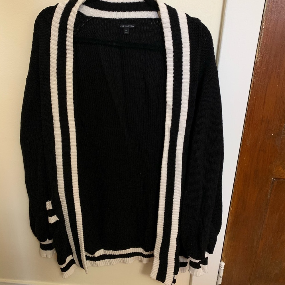 ☃️ Who What Wear cozy over sized M Cardigan